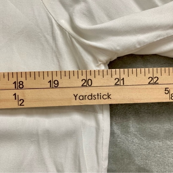 Soft Surroundings White Button Front Top Bell Sleeve Embroidered Crochet Hem S - Picture 8 of 9